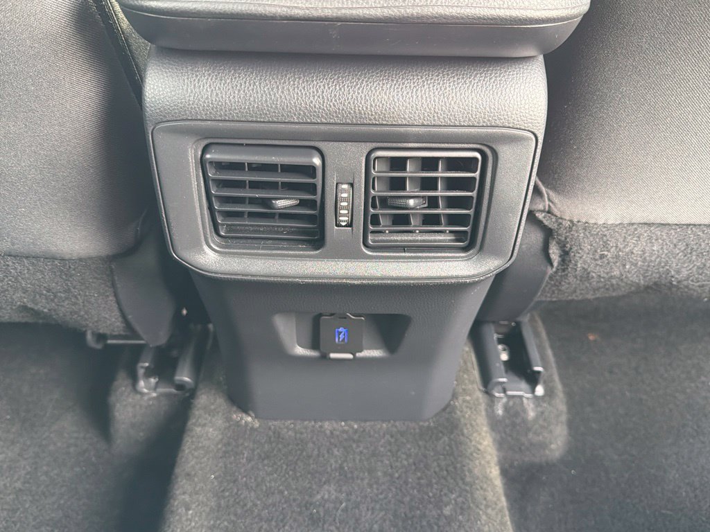 Used 2024 Toyota RAV4 LE FWD image 23