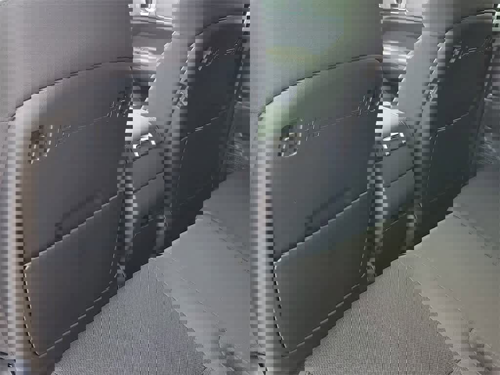 New 2026 Hyundai Santa Fe SE image 12