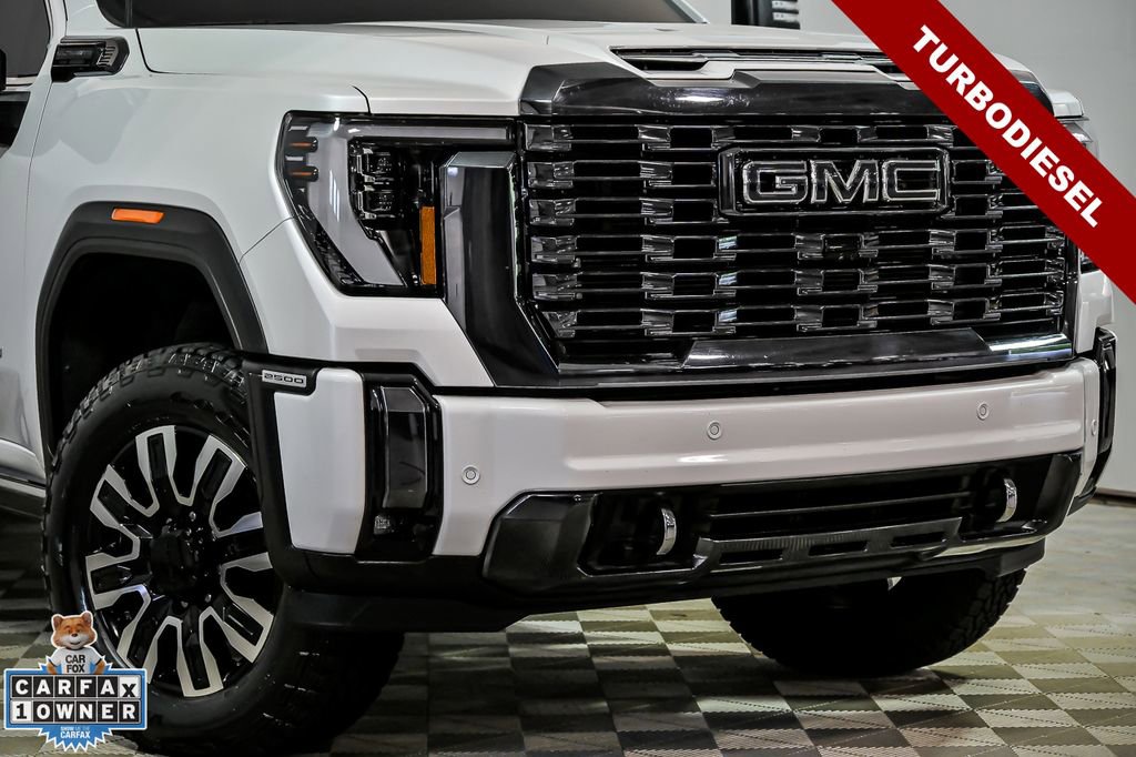 Used 2024 GMC Sierra 2500 Denali Ultimate w/ Max Trailering Package AWD/4WD image 2