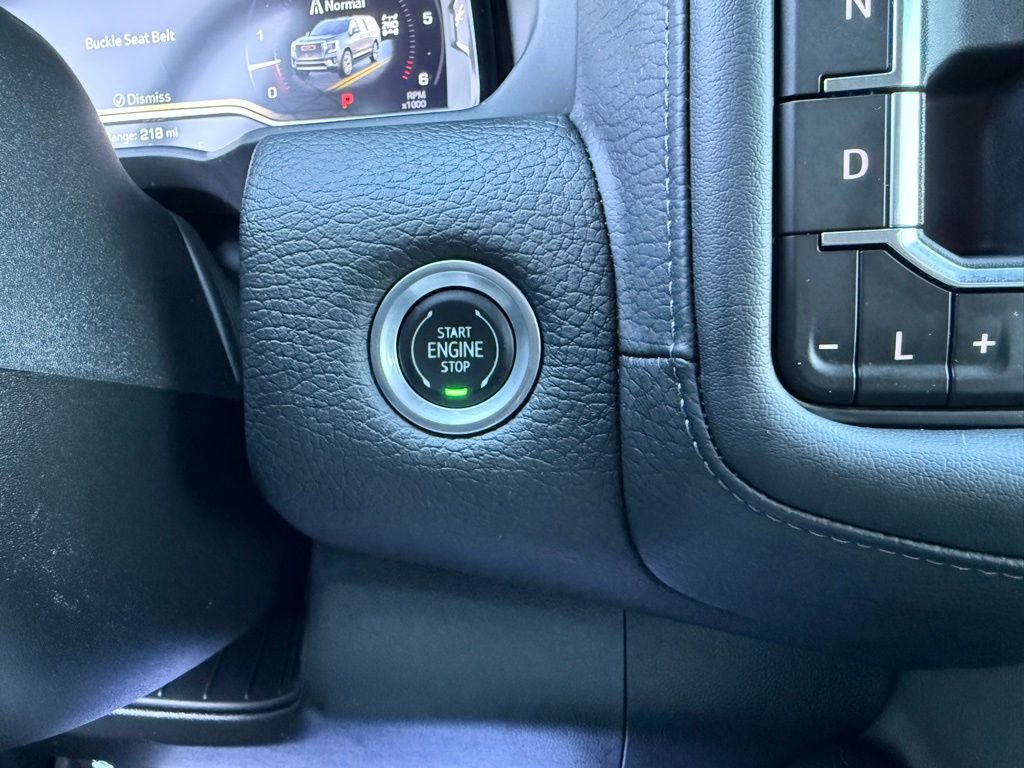 Used 2024 GMC Yukon XL Denali w/ Advanced Technology Package image 22