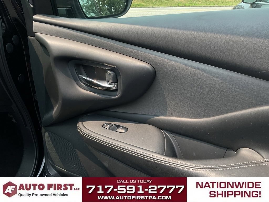 Used 2020 Nissan Murano SV AWD/4WD image 16