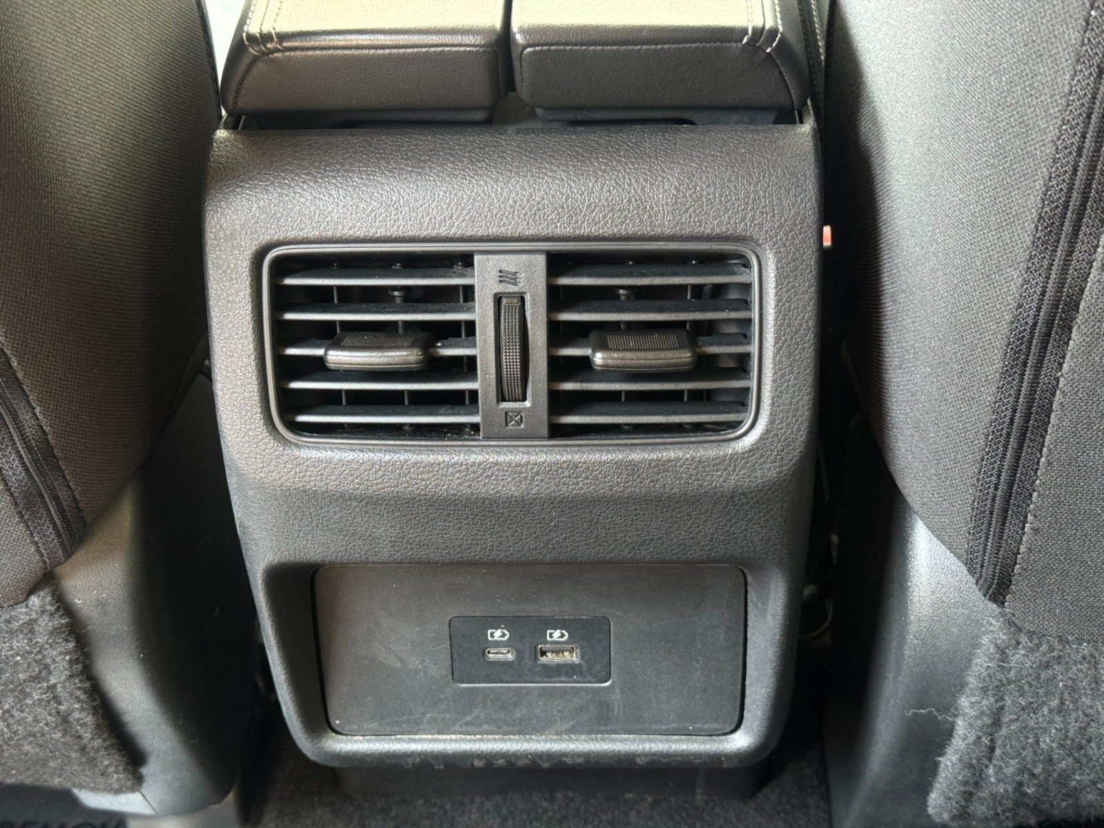 Used 2022 Nissan Rogue SV FWD image 27