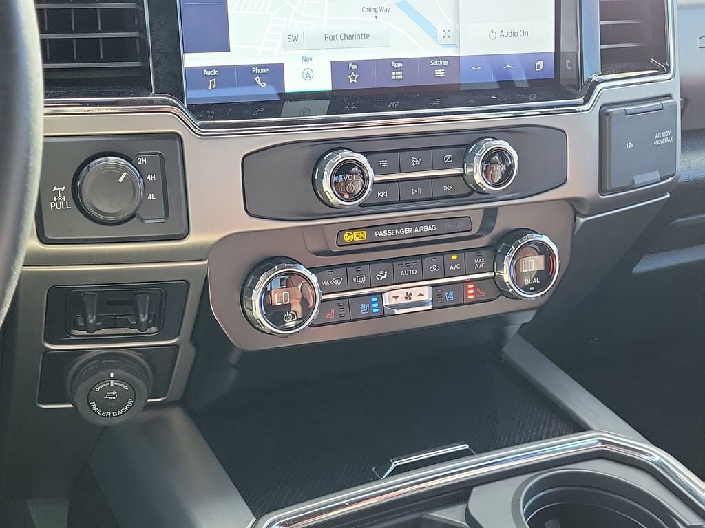 Used 2022 Ford F250 Platinum w/ FX4 Off-Road Package image 31