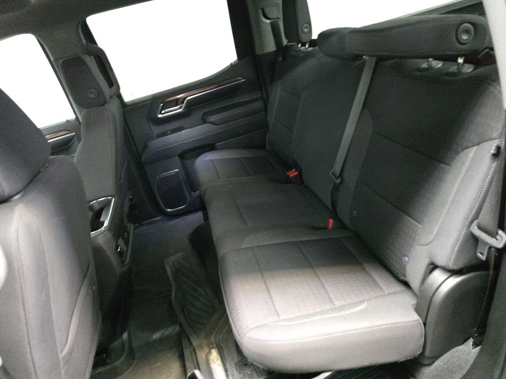Used 2023 Chevrolet Silverado 1500 RST AWD/4WD image 31