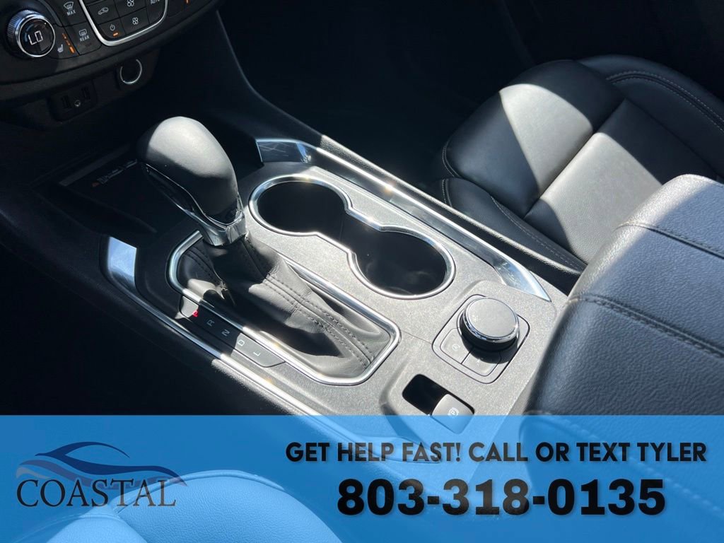 Used 2023 Chevrolet Traverse LT FWD image 49