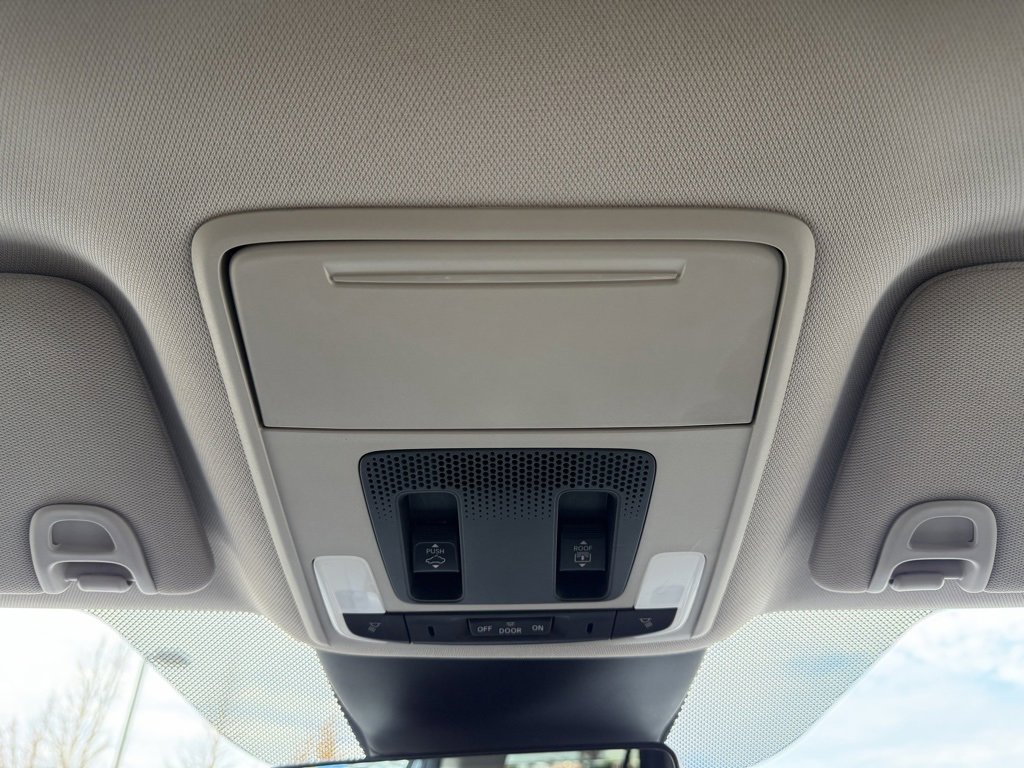 Certified 2023 Honda Pilot Elite image 27