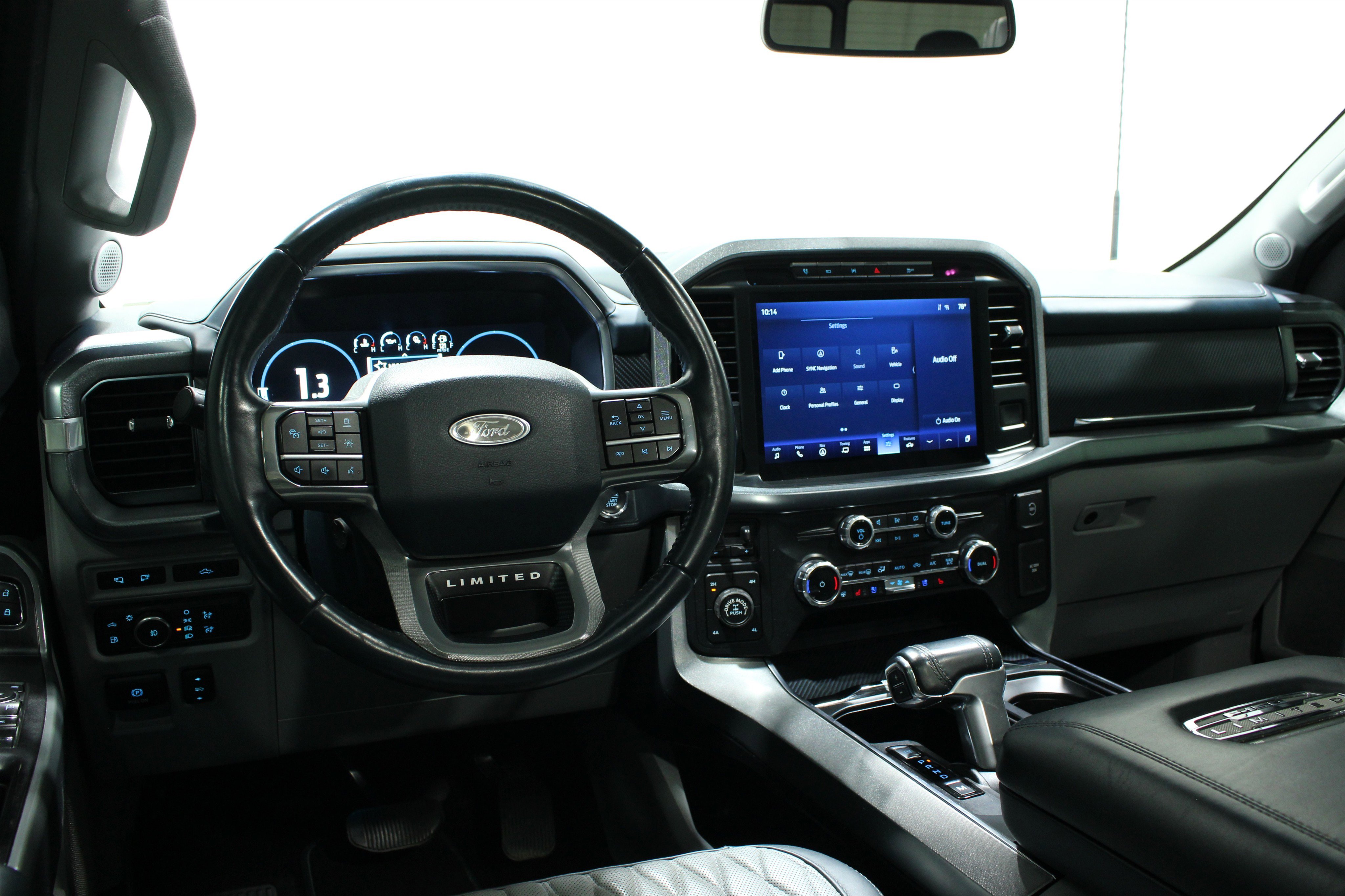 Used 2022 Ford F150 Limited AWD/4WD image 2