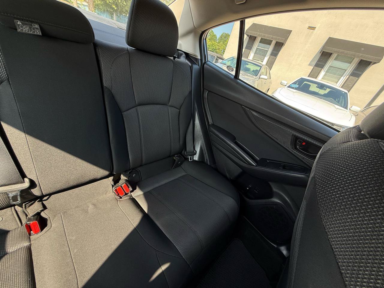 Used 2017 Subaru Impreza 2.0i AWD/4WD image 32