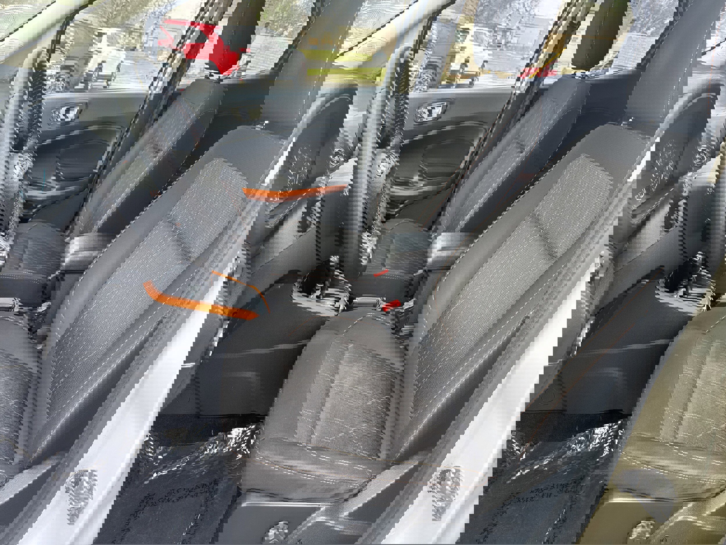 Used 2021 Ford EcoSport SE w/ SE Convenience Package image 3