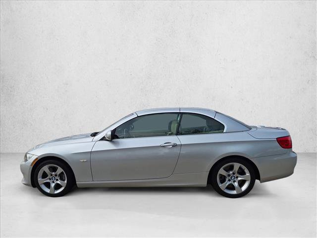 Used 2012 BMW 335i Convertible RWD image 8