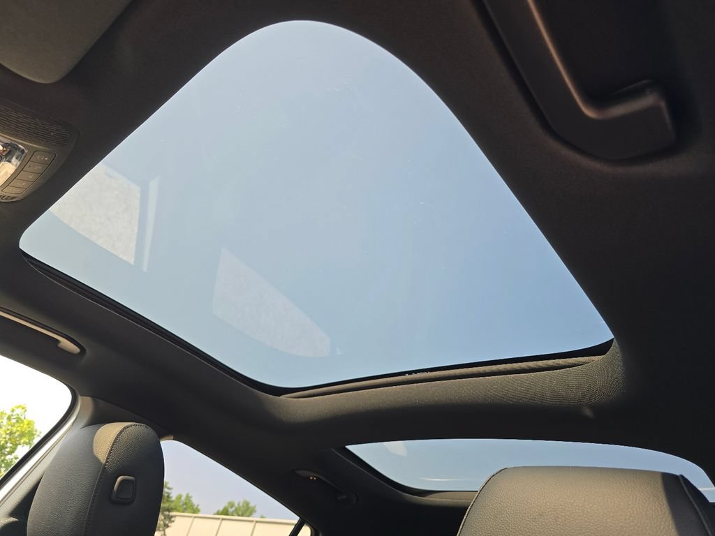 New 2026 Mercedes-Benz GLA 250 4MATIC image 3