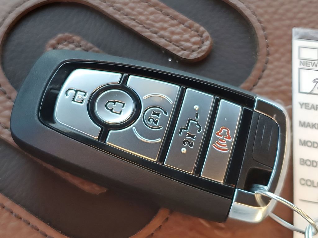 Used 2025 Ford F150 King Ranch w/ FX4 Off-Road Package image 40