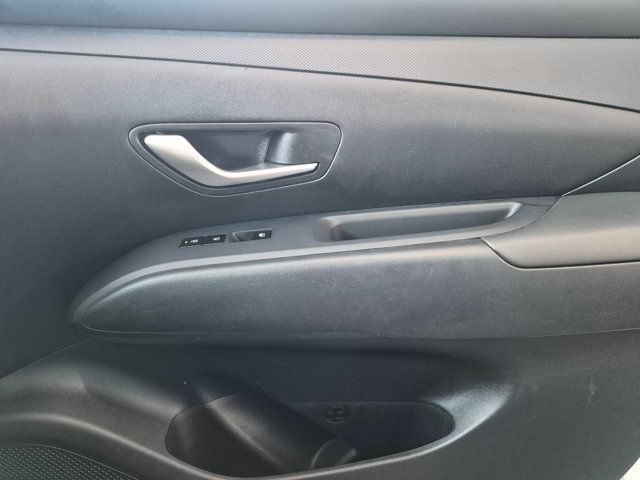 Used 2025 Hyundai Tucson SEL FWD image 32