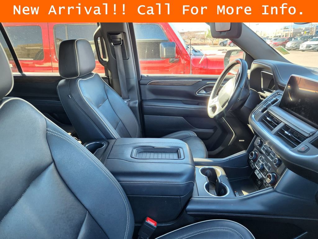 Used 2023 Chevrolet Suburban Premier image 9