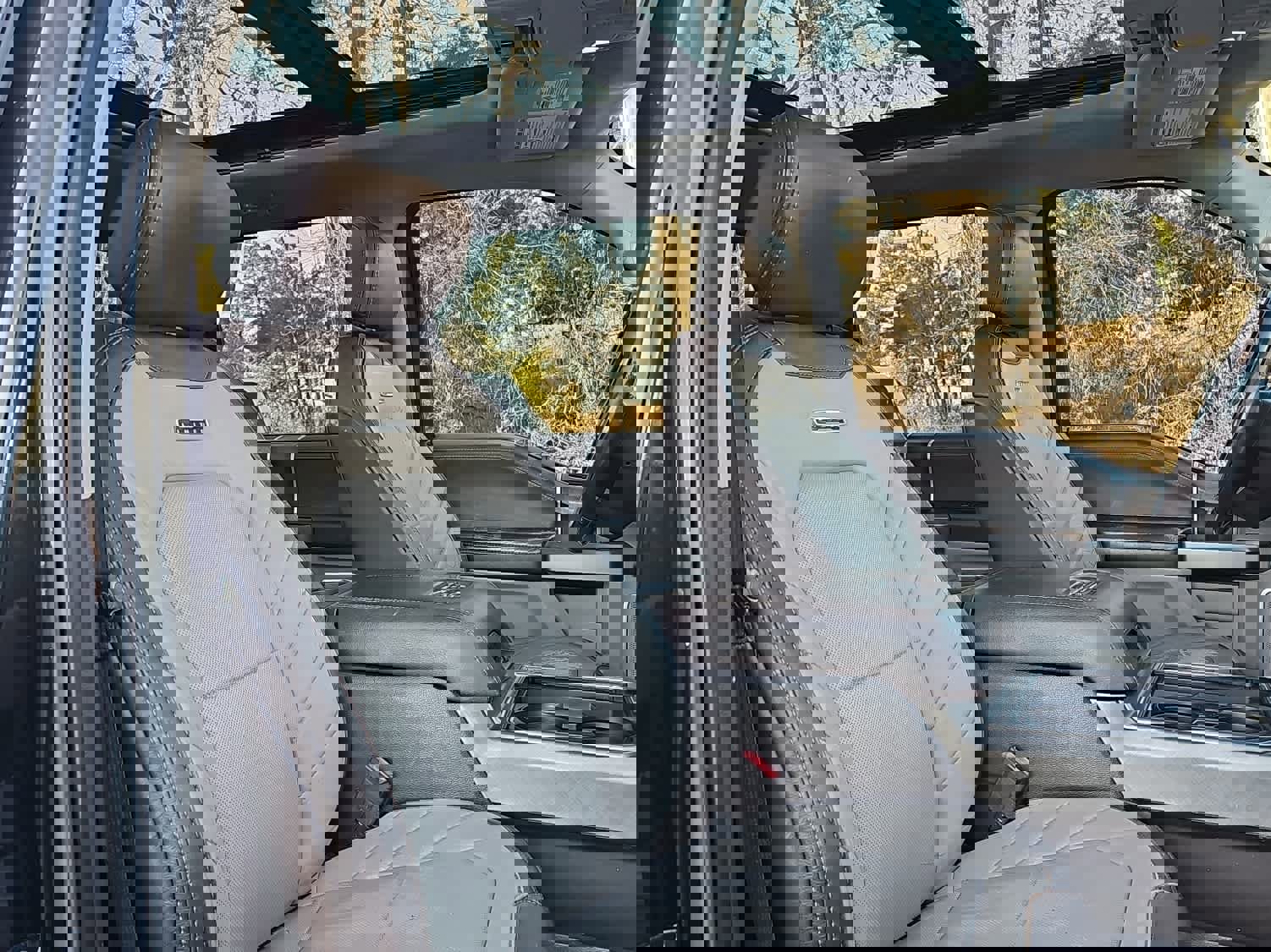 Used 2019 Ford F350 Limited w/ Snow Plow Prep Package image 24