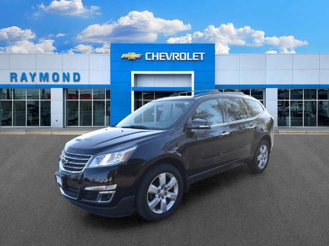 Used 2017 Chevrolet Traverse LT w/ Style and Technology Package FWD image 7