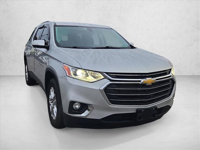 Used 2020 Chevrolet Traverse LT FWD image 3