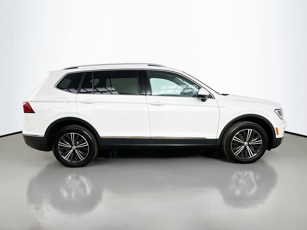 Used 2019 Volkswagen Tiguan SEL AWD/4WD image 9