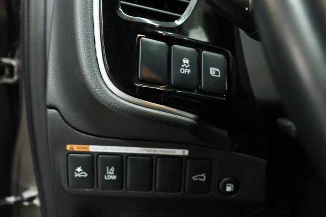 Used 2020 Mitsubishi Outlander SEL AWD/4WD image 9