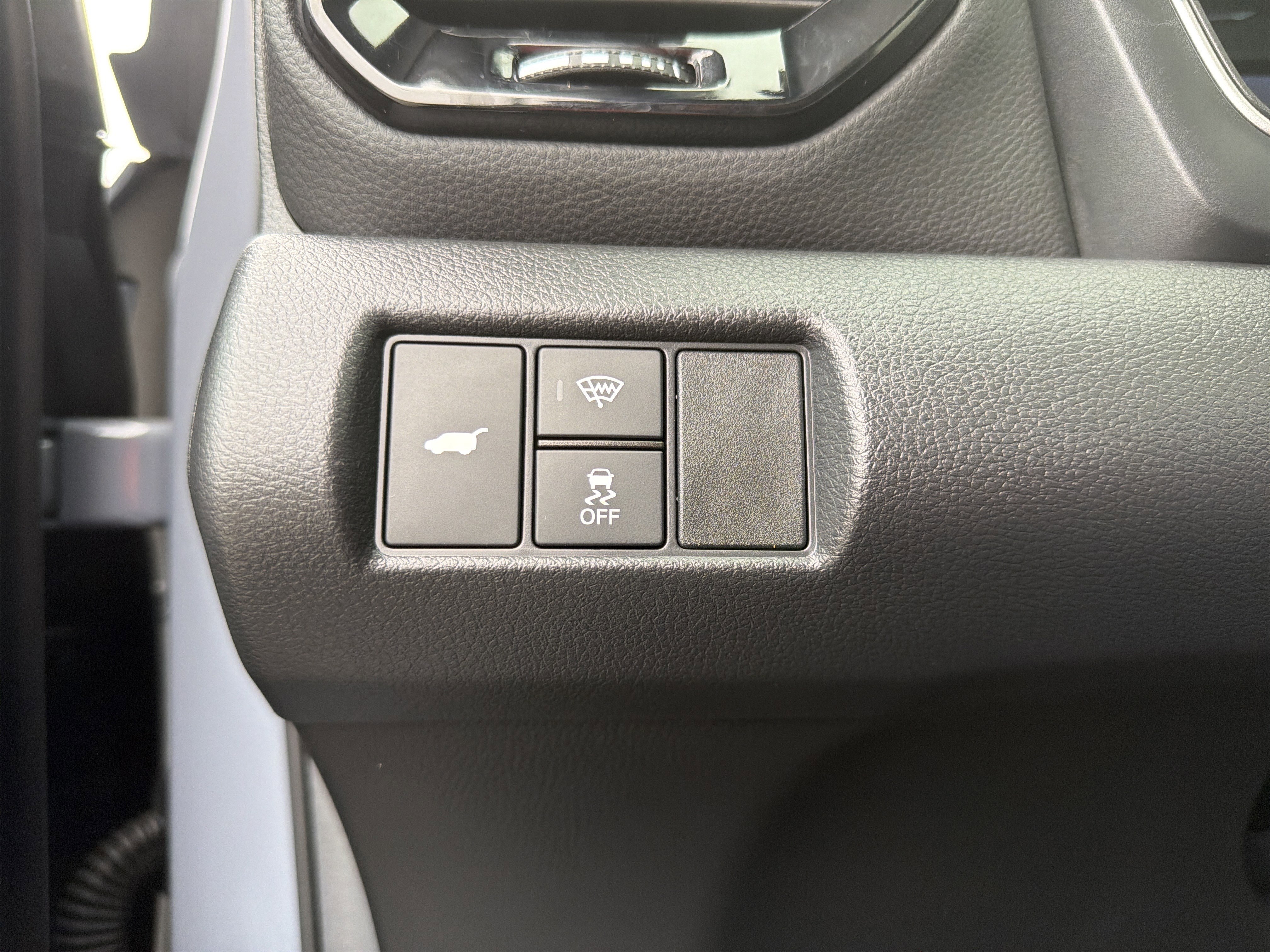 Used 2025 Honda Pilot Black Edition image 13