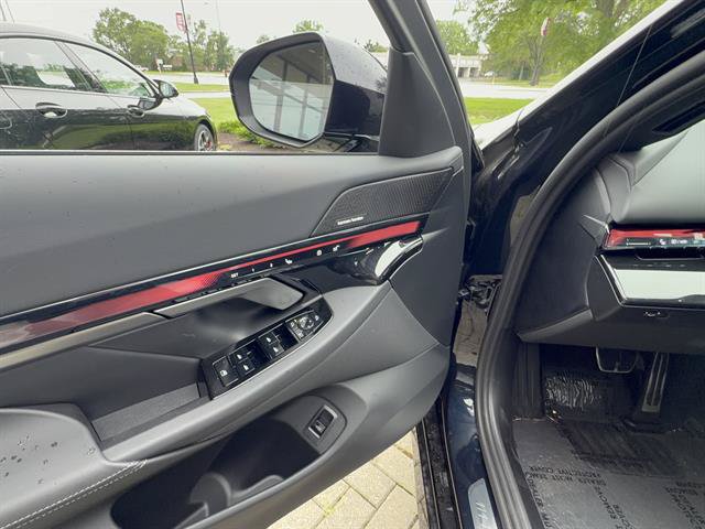 New 2027 BMW 530i xDrive AWD/4WD image 8