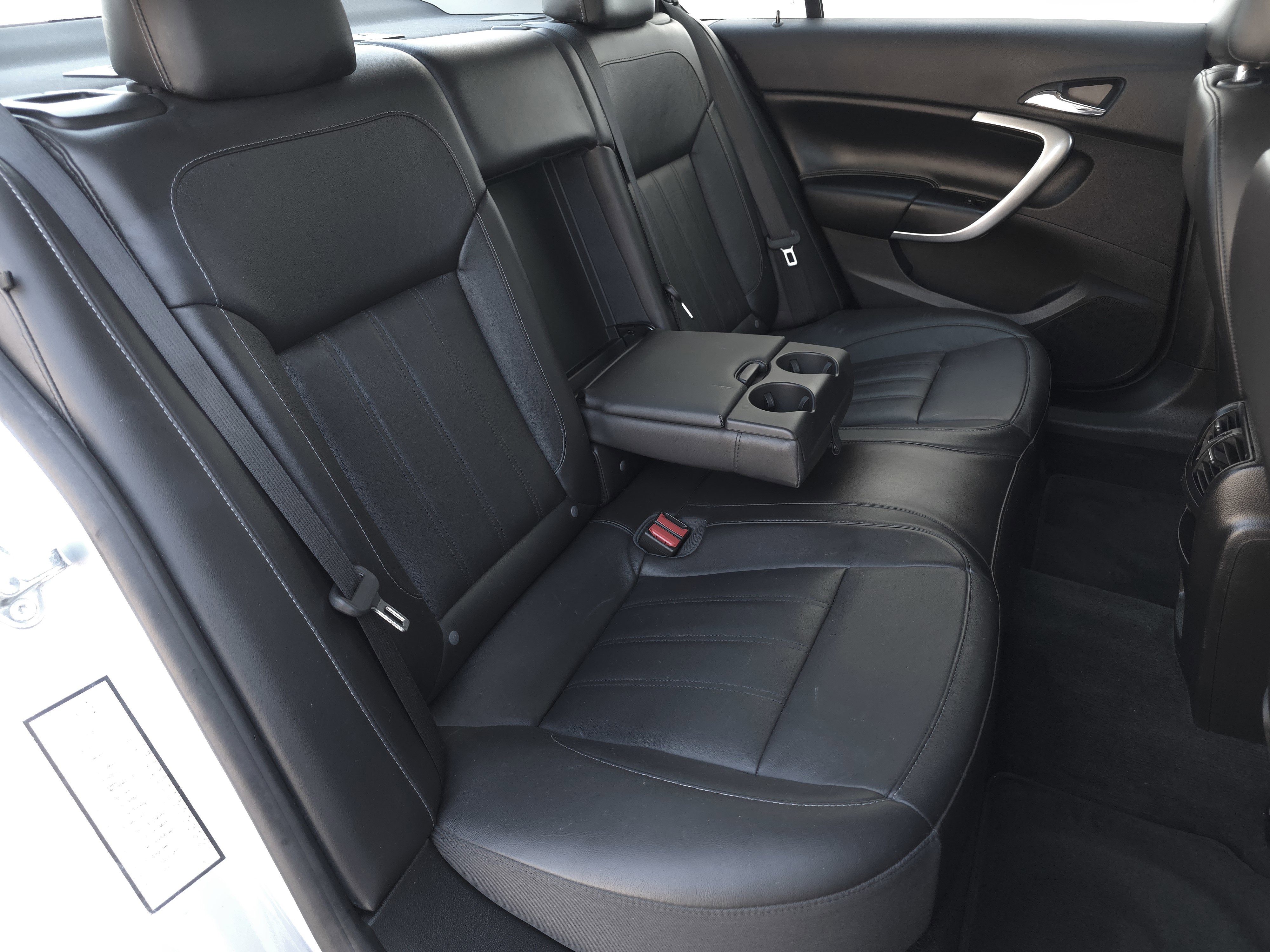 Used 2017 Buick Regal Sport Touring image 32