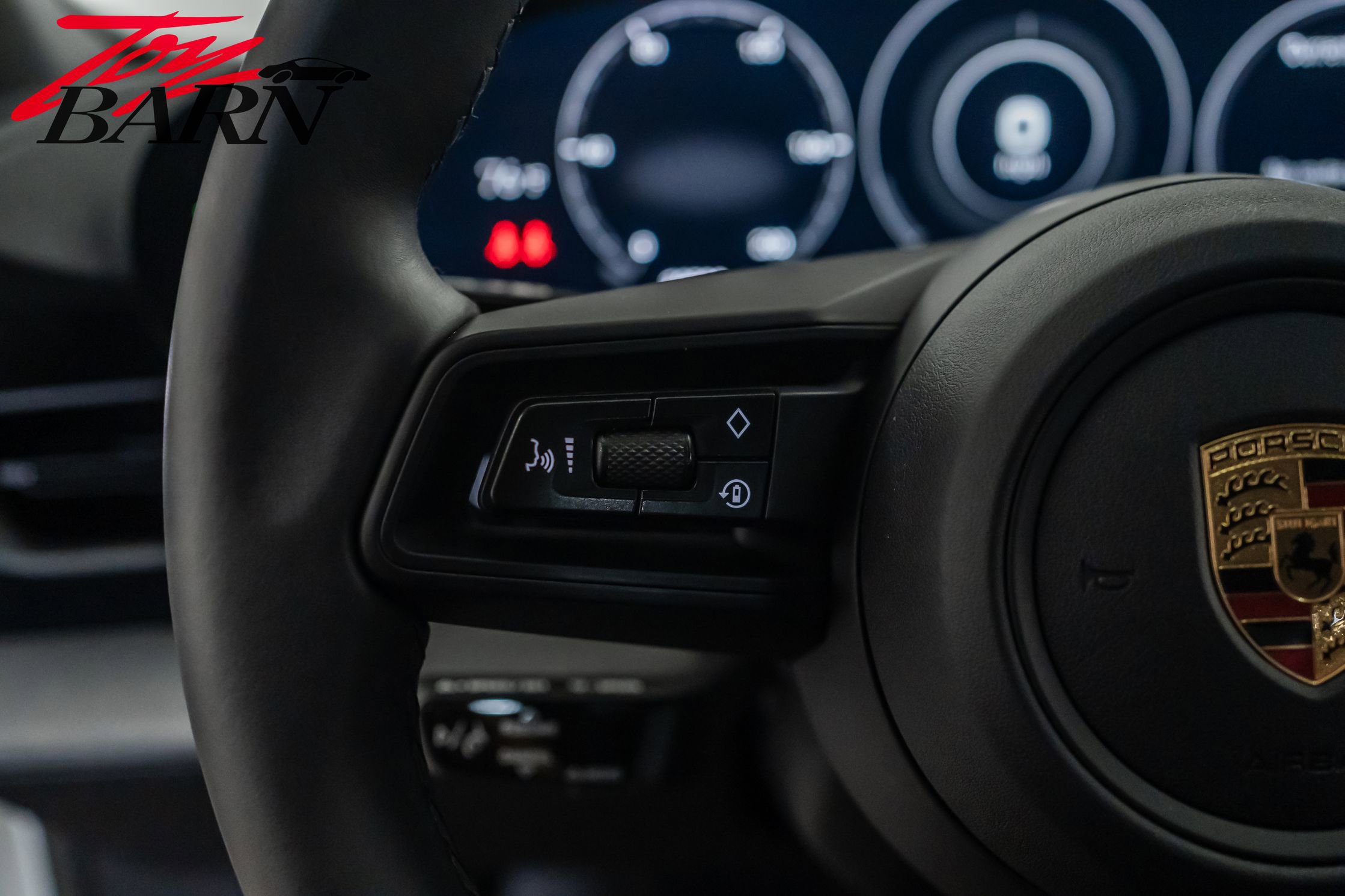 Used 2022 Porsche Taycan 4S image 30