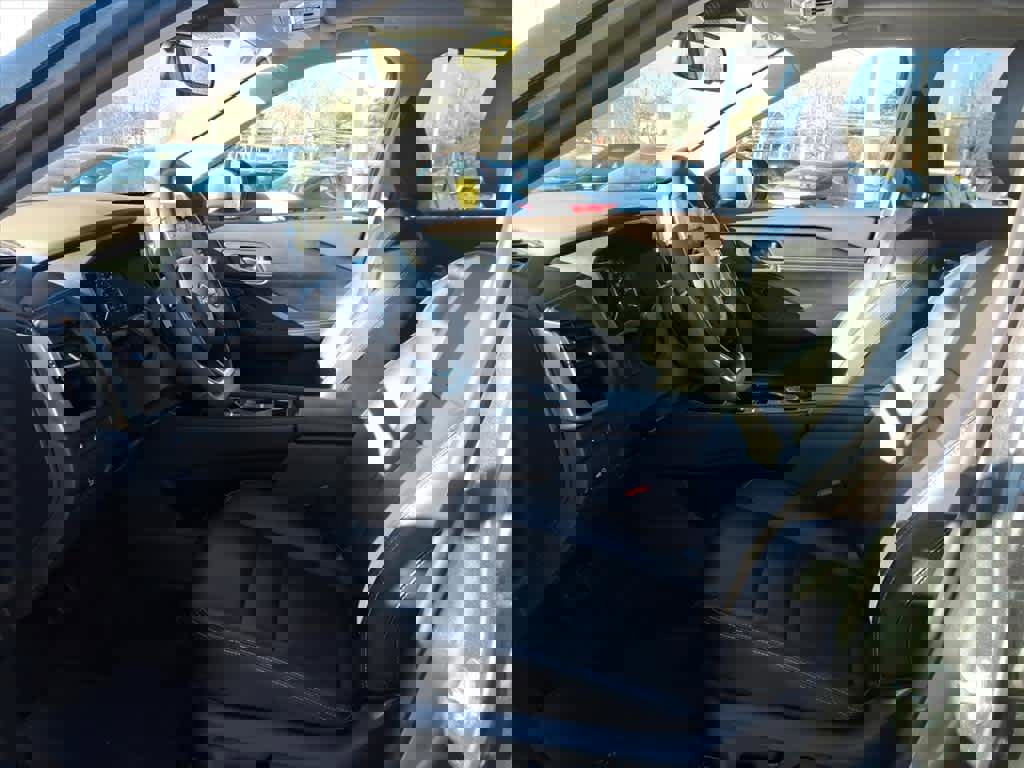 Certified 2023 Nissan Rogue SL w/ SL Premium Package image 11