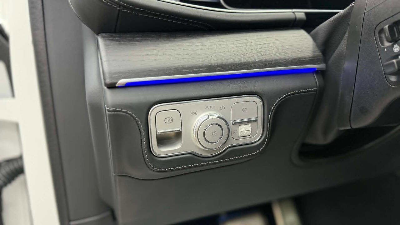 Used 2026 Mercedes-Benz Maybach GLS 600 4MATIC image 16