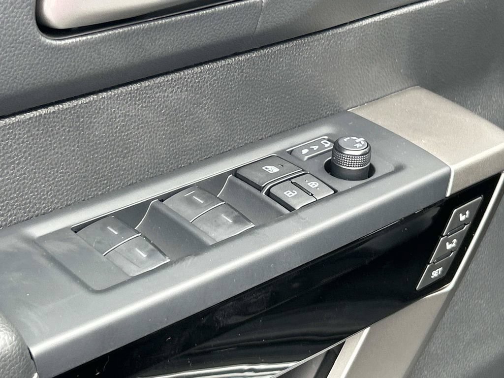 New 2026 Toyota Tundra Limited AWD/4WD image 22