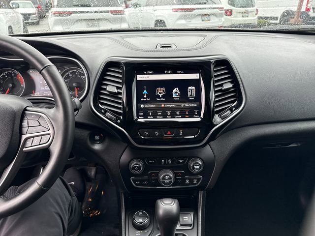 Used 2019 Jeep Cherokee Limited w/ Technology Group image 23