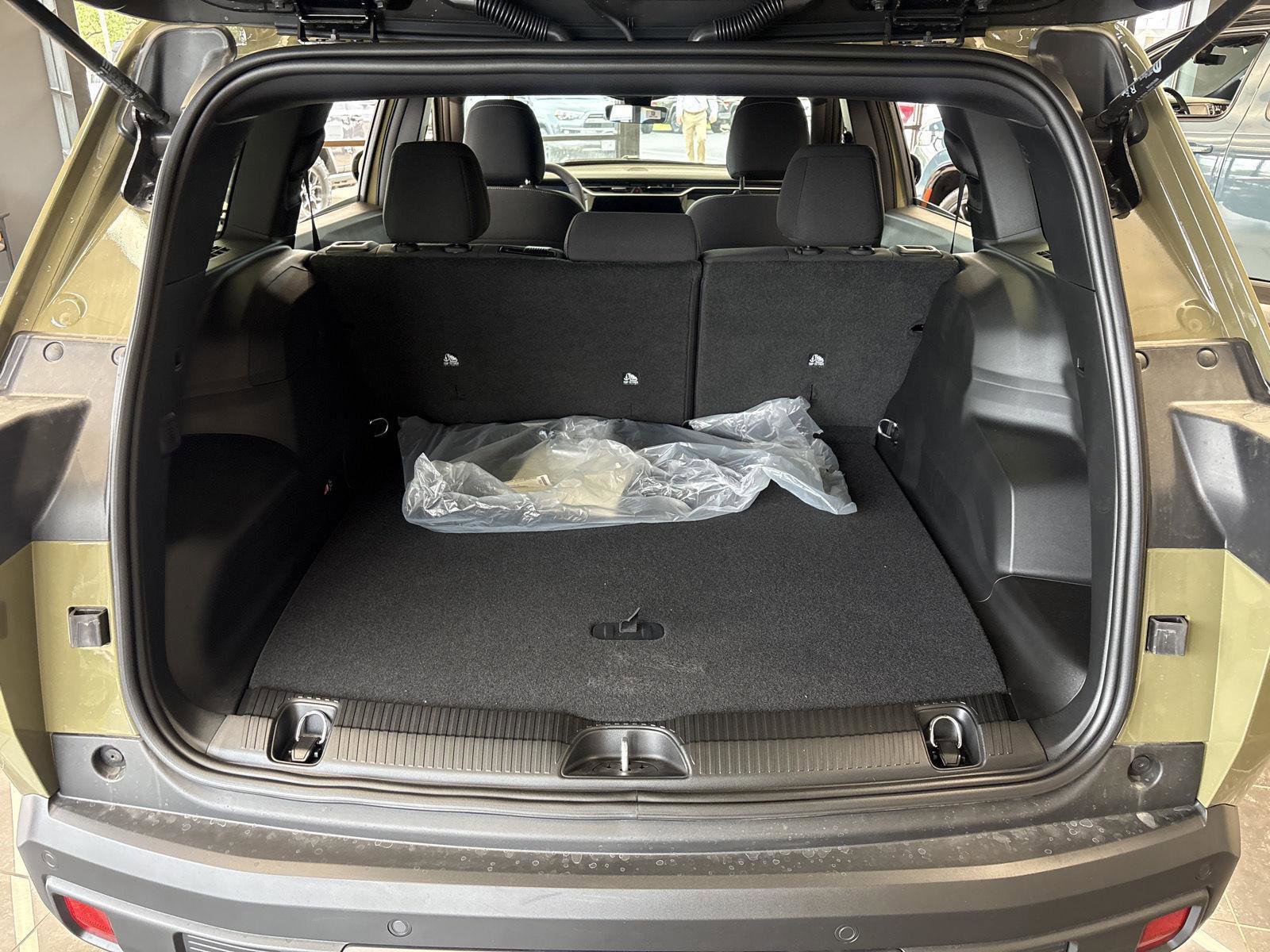 New 2026 Jeep Cherokee Laredo AWD/4WD image 10