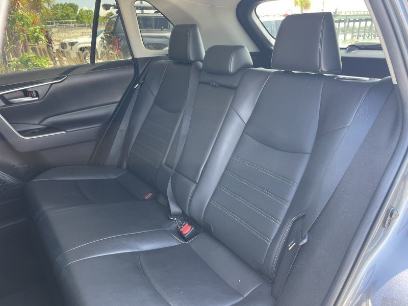 Used 2021 Toyota RAV4 XLE Premium AWD/4WD image 11
