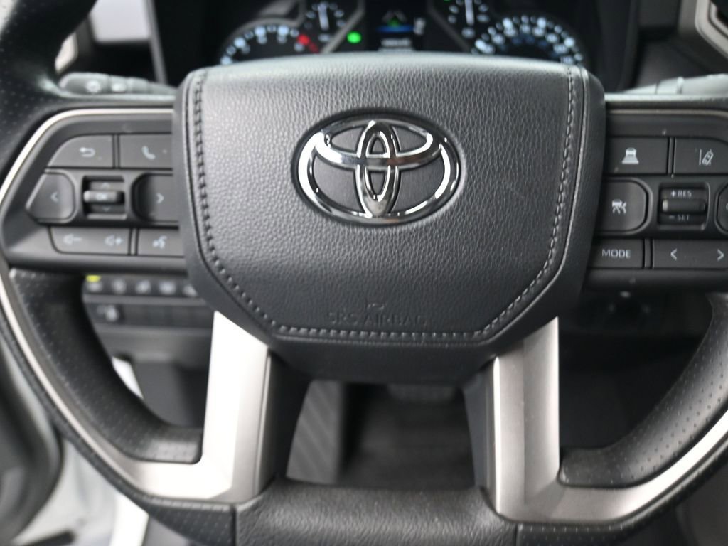 Used 2025 Toyota Tundra SR5 w/ SR5 Convenience Package image 9