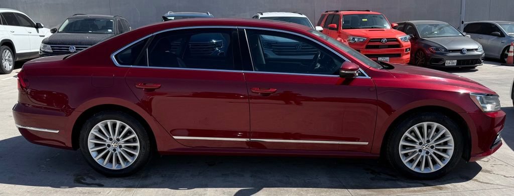 Used 2017 Volkswagen Passat 1.8T SE FWD image 5
