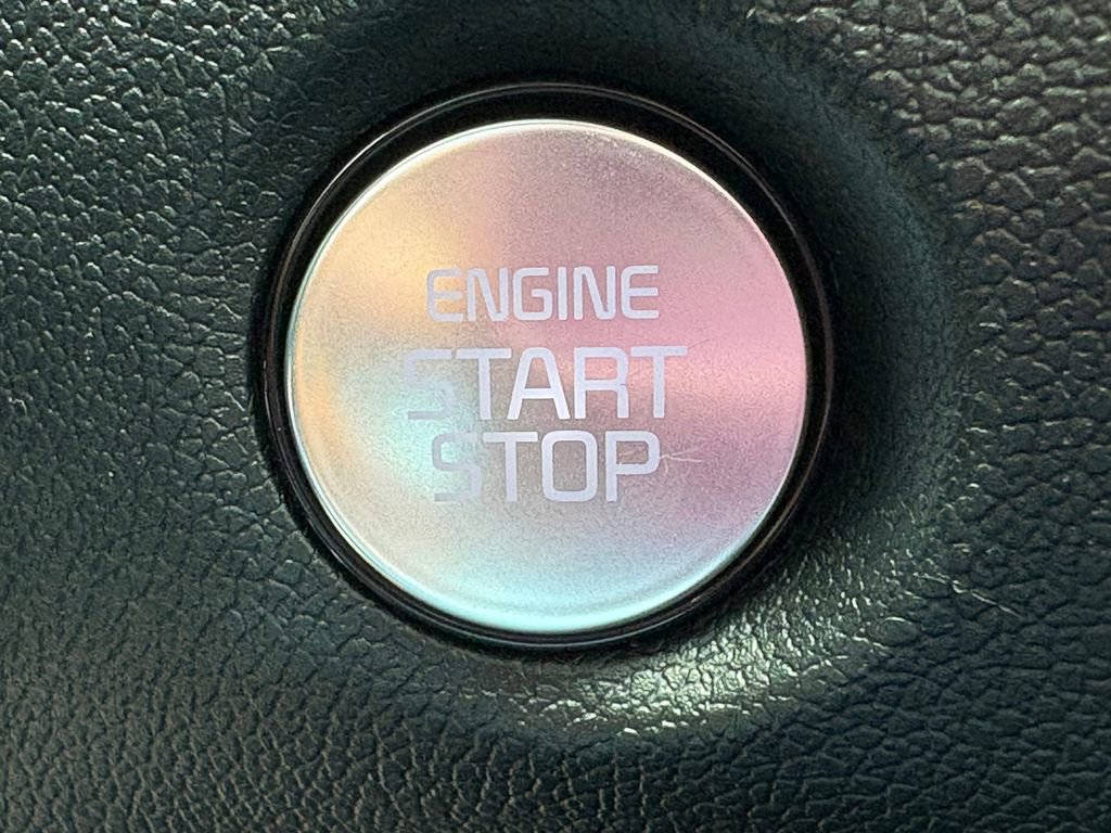 Certified 2025 Kia Sorento S w/ Panoramic Sunroof Package FWD image 23