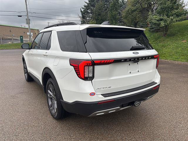 New 2027 Ford Explorer Active w/ Active Comfort Package AWD/4WD image 2