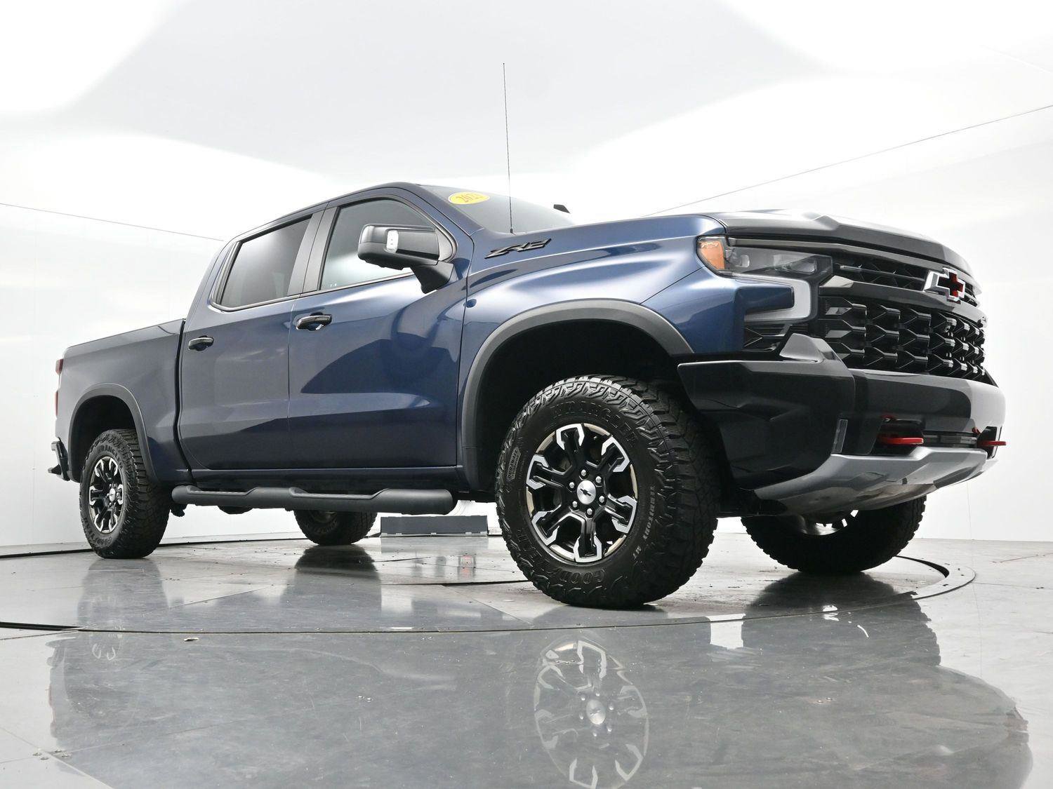 Used 2023 Chevrolet Silverado 1500 ZR2 w/ Technology Package image 46