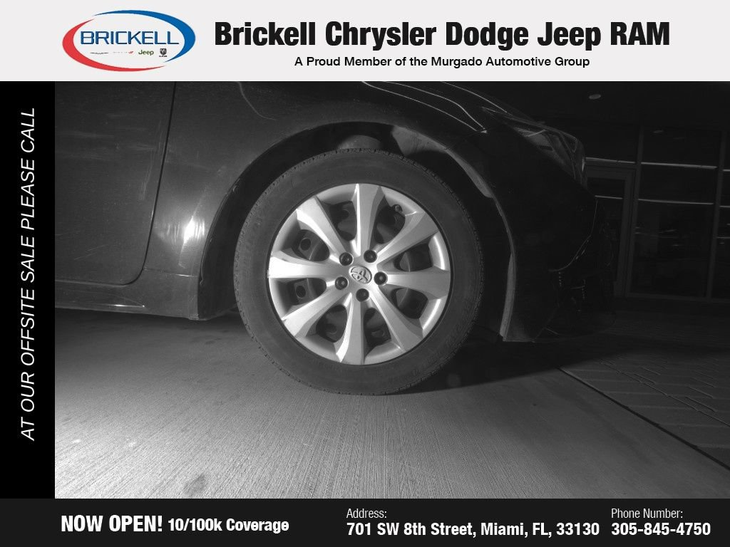 Used 2020 Toyota Corolla LE image 13
