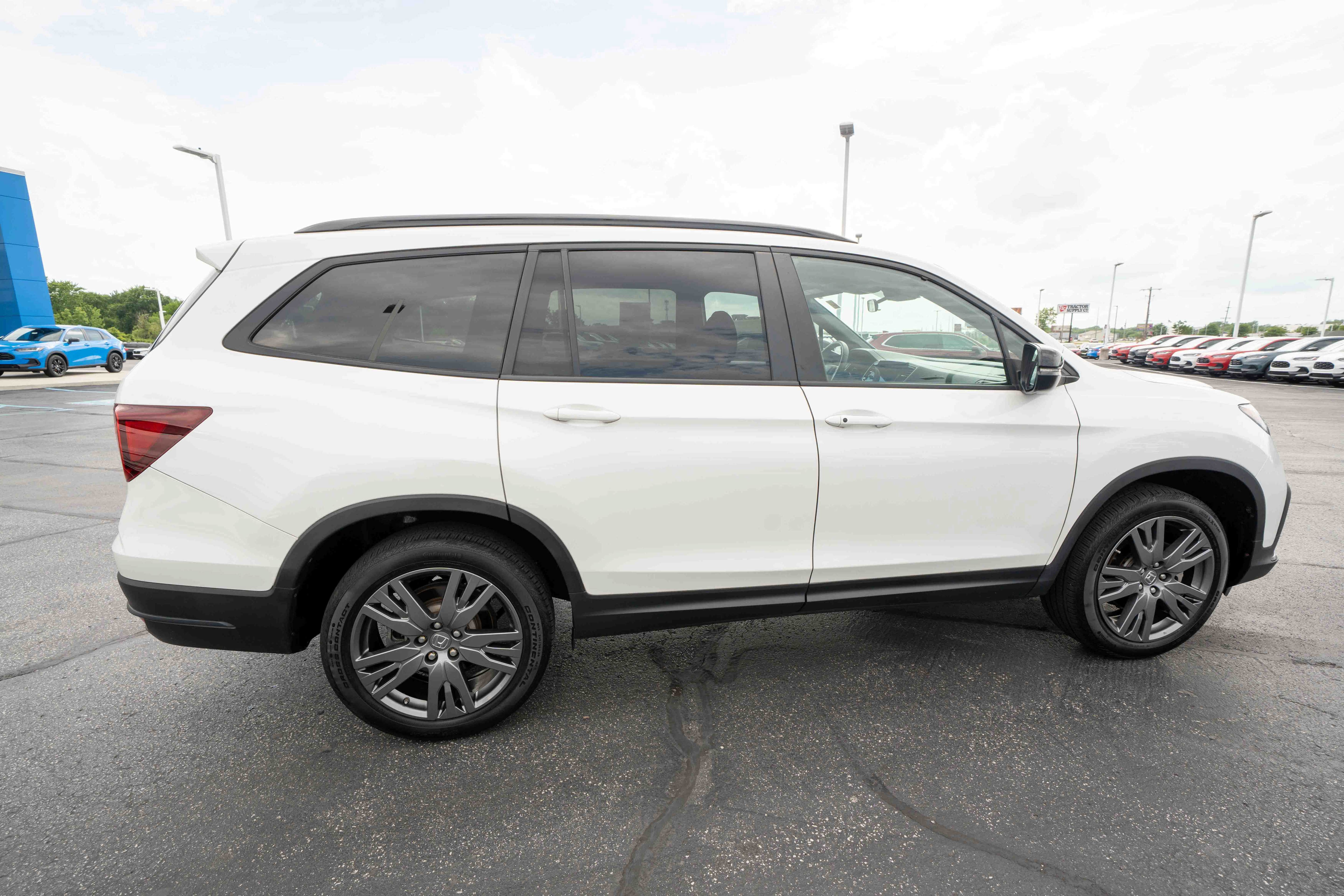 Used 2022 Honda Pilot Sport image 6
