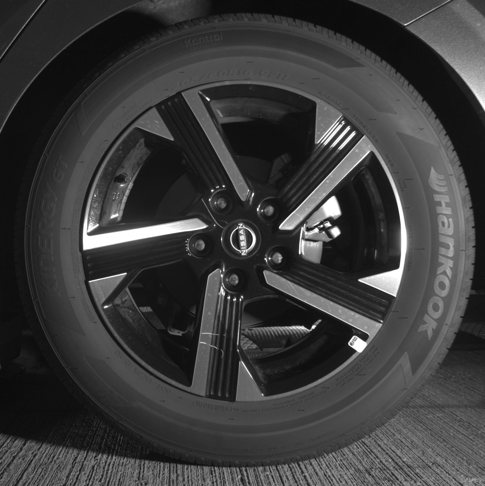 Used 2025 Nissan Sentra SV image 14