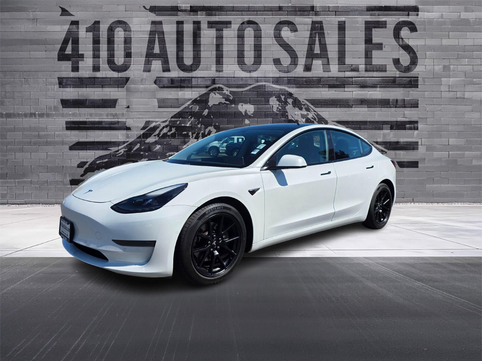 Used 2021 Tesla Model 3 Standard Range Plus RWD image 9