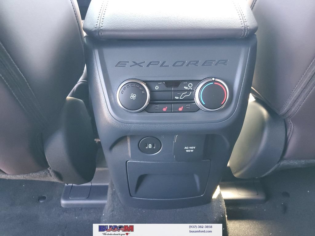 New 2026 Ford Explorer Platinum w/ LUX Leather Package AWD/4WD image 13