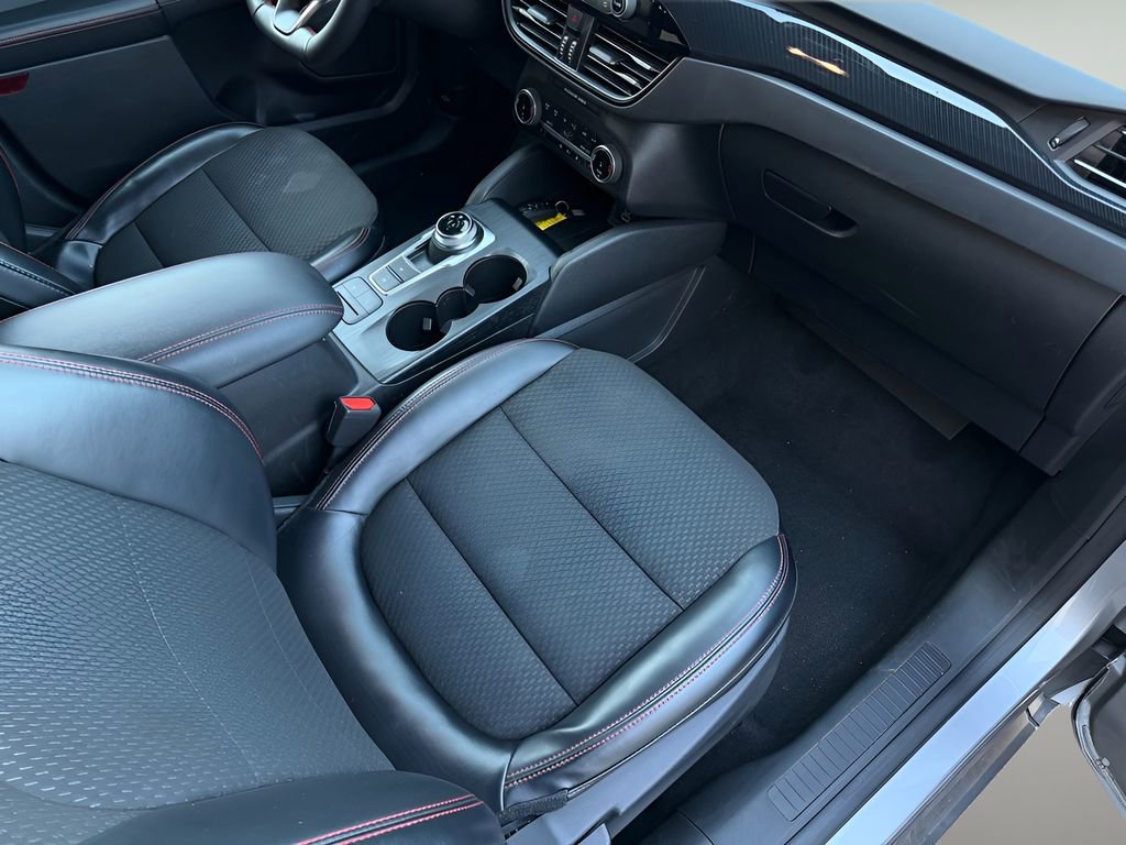 Used 2024 Ford Escape ST-Line image 21