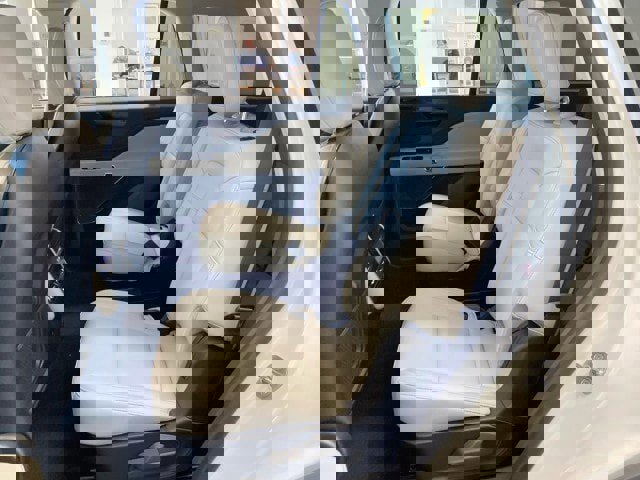 Used 2025 Lincoln Aviator AWD image 9