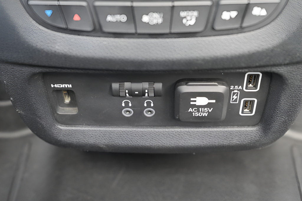 Used 2022 Honda Pilot Elite image 20