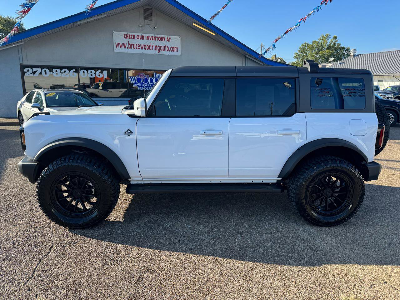 Used 2024 Ford Bronco Outer Banks w/ Sasquatch Package image 2