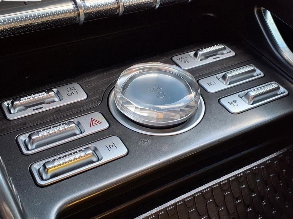 Used 2024 Lincoln Nautilus Reserve image 12