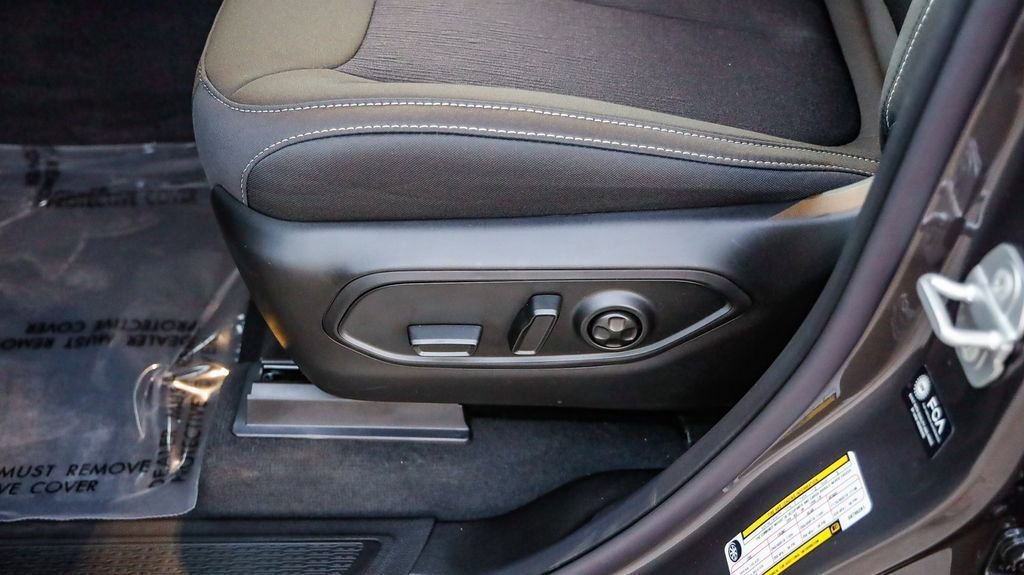 New 2025 Jeep Grand Cherokee L Laredo w/ Luxury Tech Group I image 24