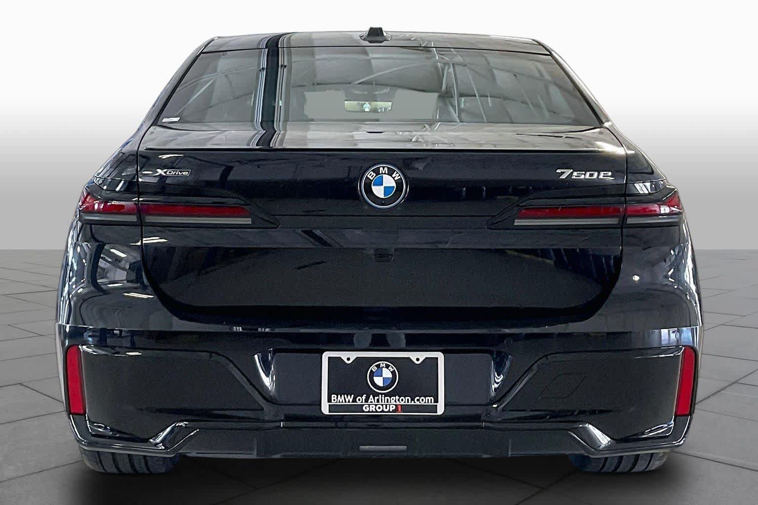New 2026 BMW 750e xDrive w/ Executive Package AWD/4WD image 4